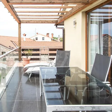 The View Hermes Art * Sežana