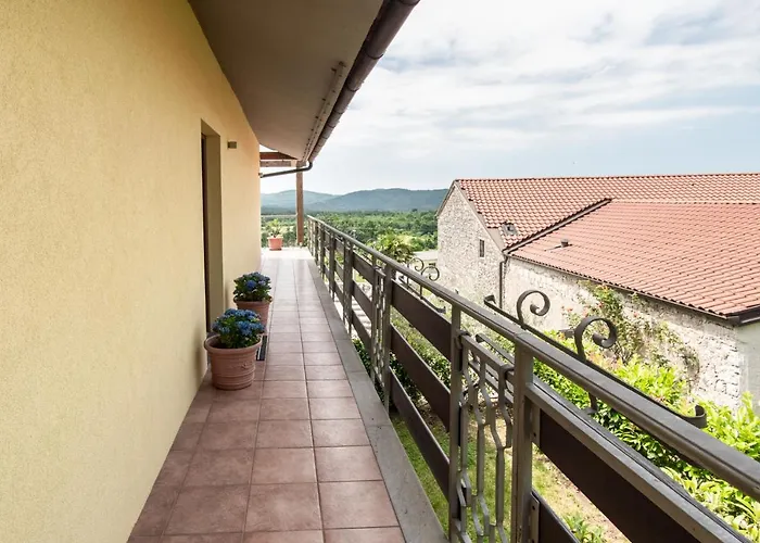 The View Hermes Art Apartament